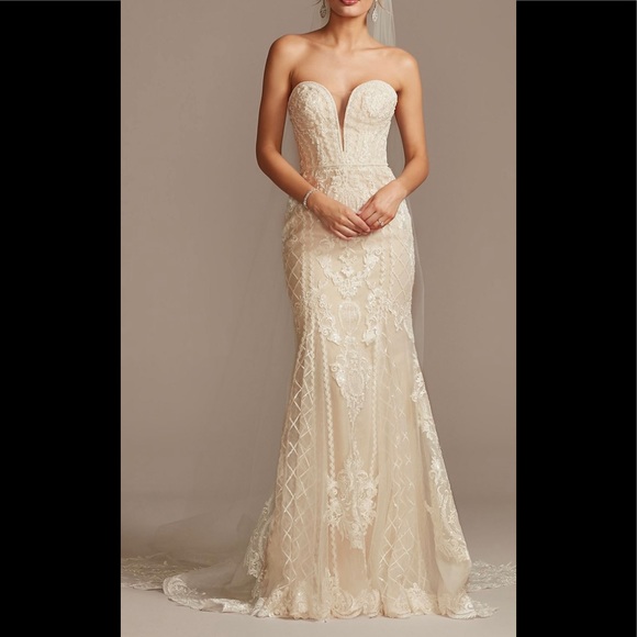 Oleg Cassini Beaded Scroll and Lace Mermaid Wedding Dress -  www.erdenetinfo.mn